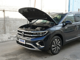 VW Talagon Elite Realm 330TSI